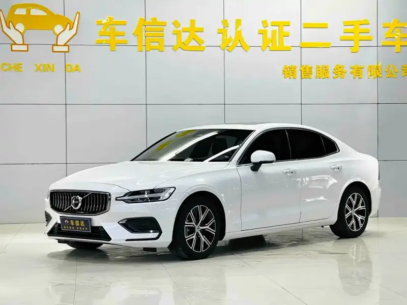 Volvo S60, 2023