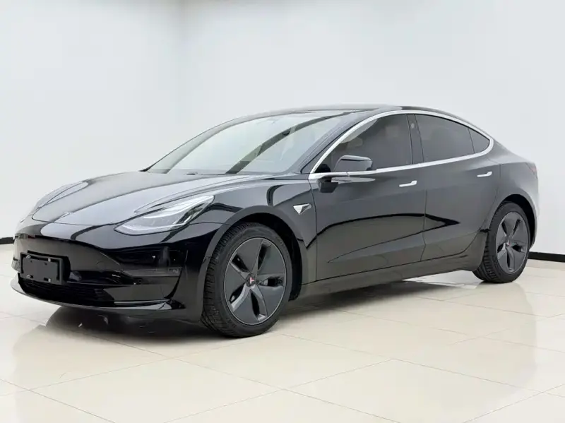 Tesla Model 3, 2020