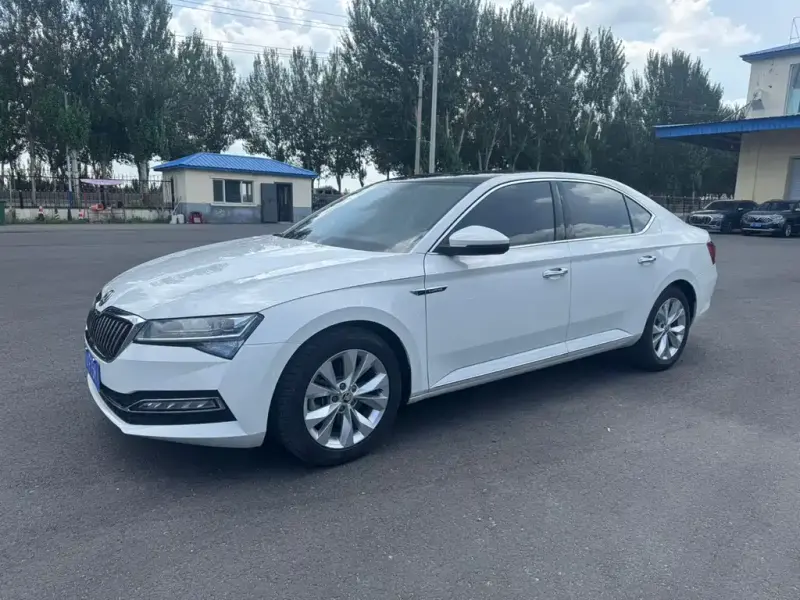 Skoda Superb, 2021