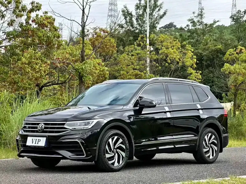 Volkswagen Tiguan L, 2024 — фото 1