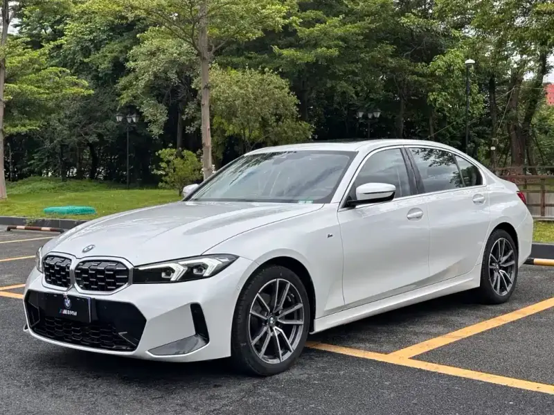 BMW 3 Series, 2024