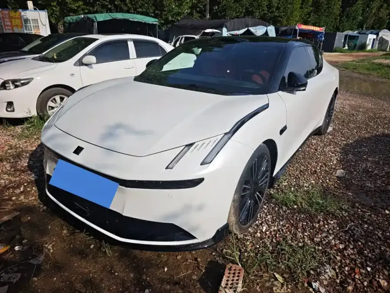 Lynk & Co 10, 2025