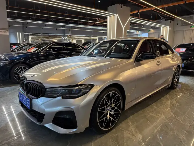 BMW 3 Series, 2021