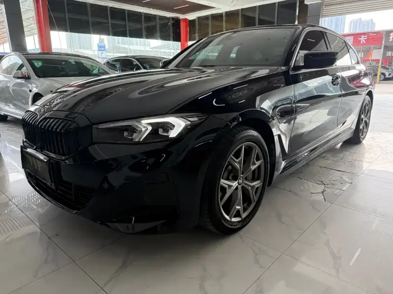 BMW i3, 2025