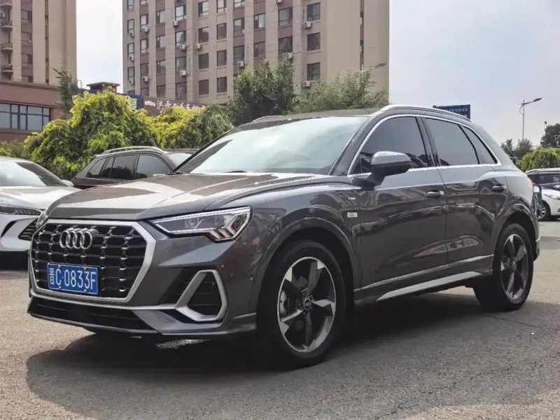 Audi Q3, 2022