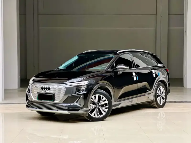 Audi Q5 e-tron, 2023