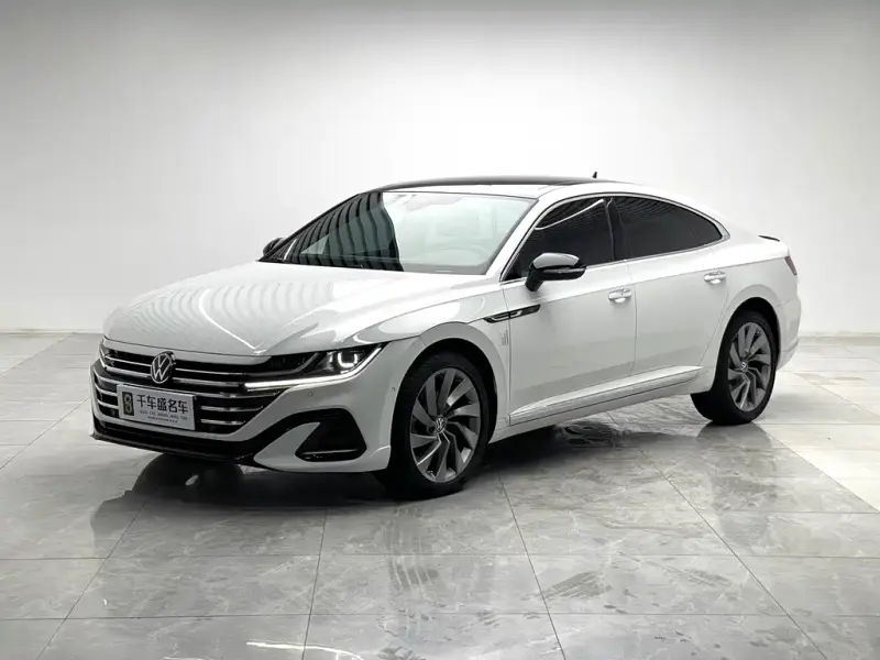 Volkswagen CC, 2024