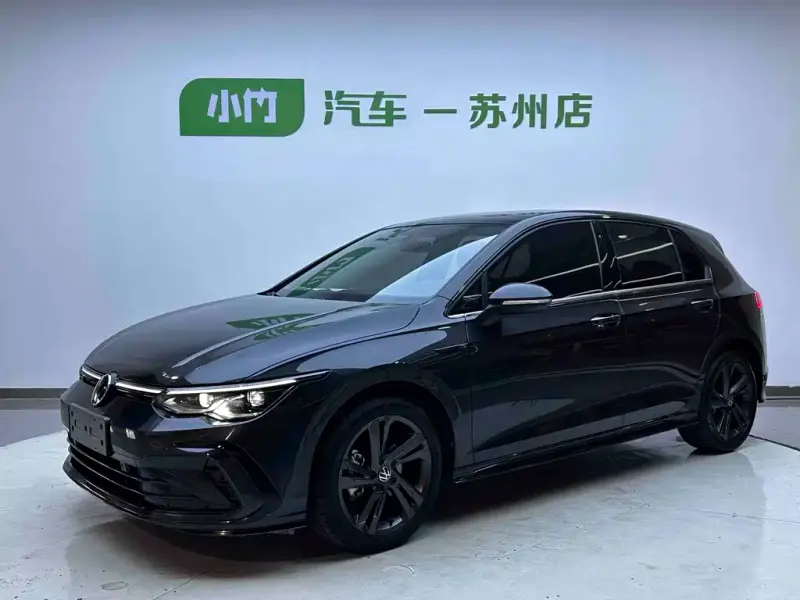 Volkswagen Golf, 2023