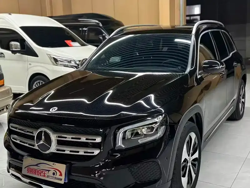 Mercedes-Benz GLB, 2022