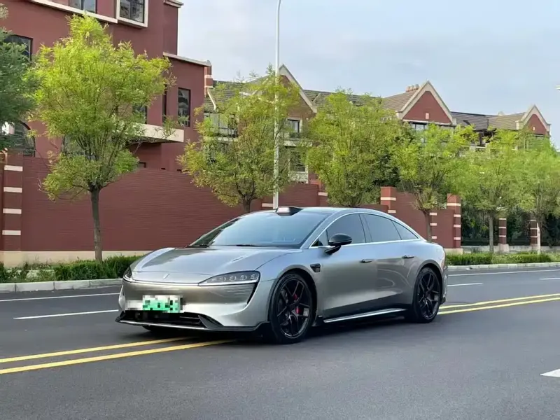 Luxeed Zhijie S7, 2024