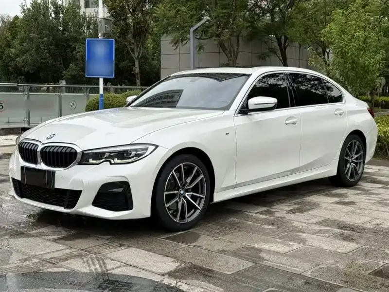 BMW 3 Series, 2021
