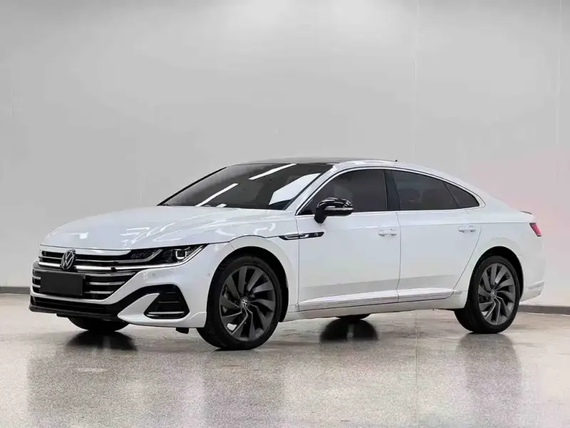 Volkswagen CC, 2025