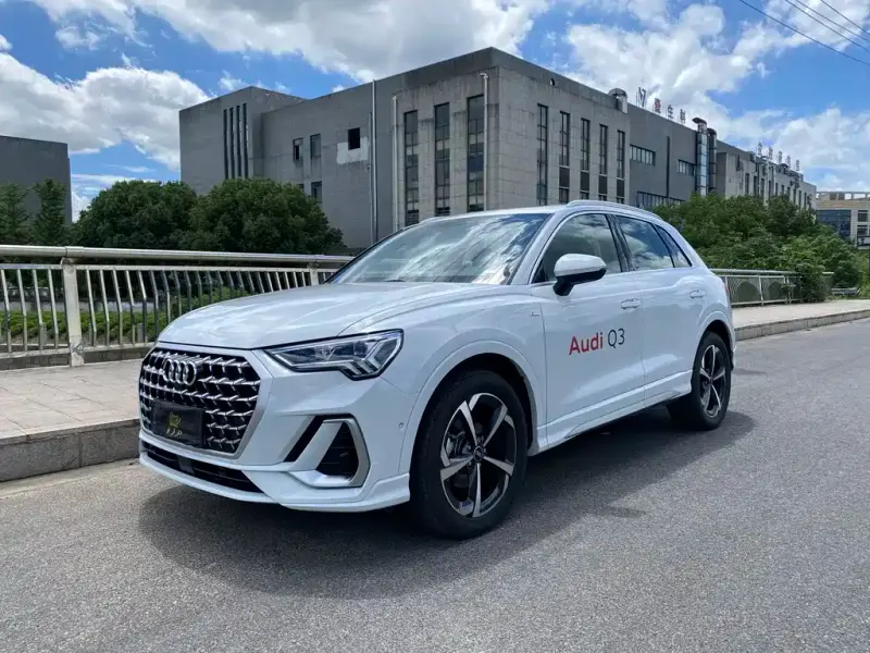 Audi Q3, 2025