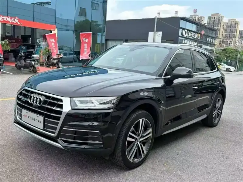 Audi Q5L, 2020