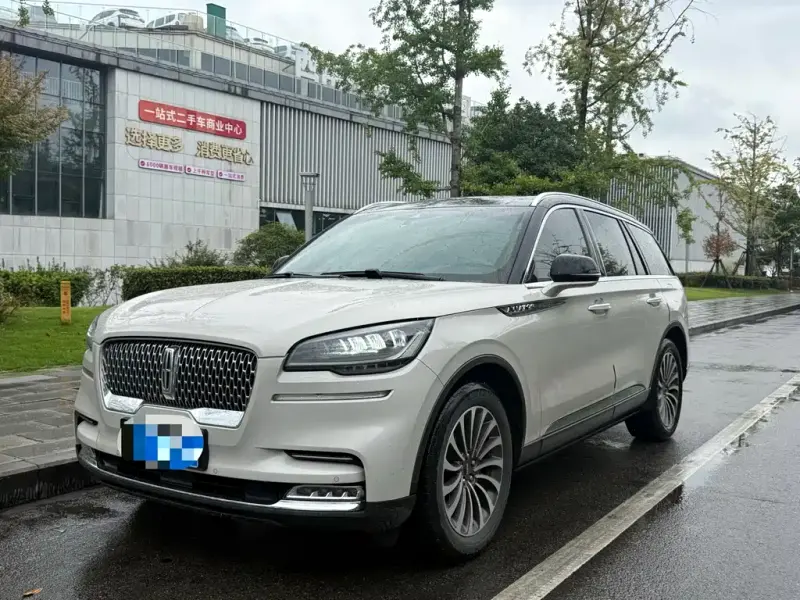 Lincoln Aviator, 2021