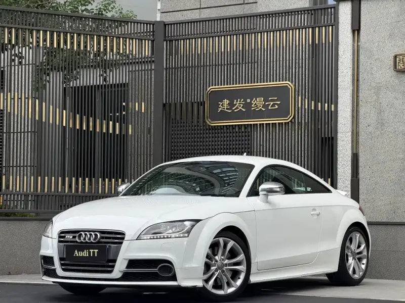 Audi TTS, 2013