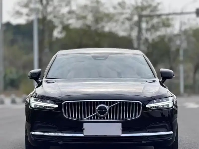 Volvo S90, 2023