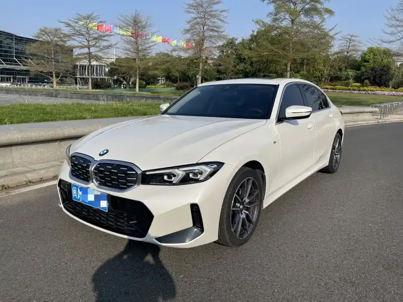 BMW 3 Series, 2023