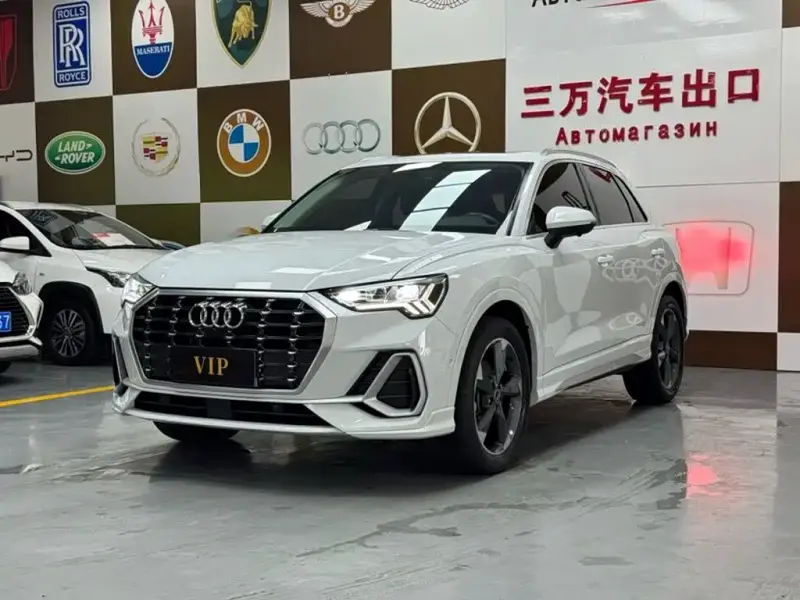 Audi Q3, 2022