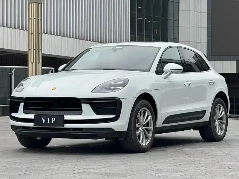 Porsche Macan, 2021