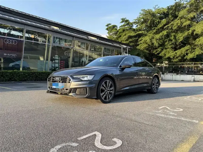 Audi A6L, 2021