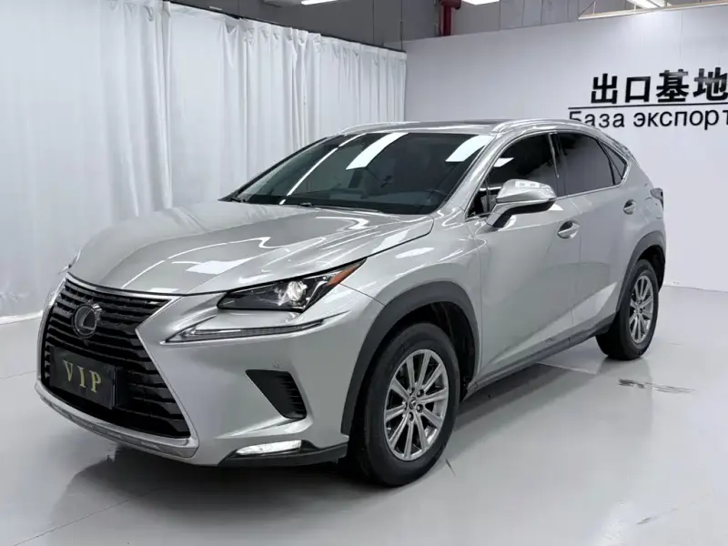 Lexus NX, 2020