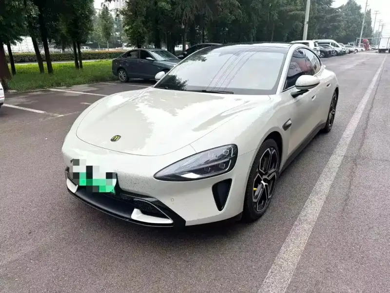 Xiaomi SU7, 2025