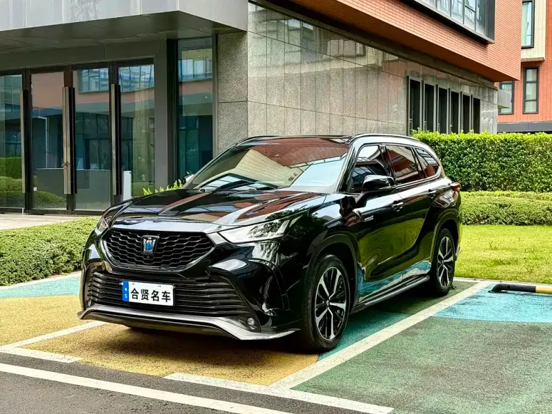 Toyota Crown Kluger, 2023