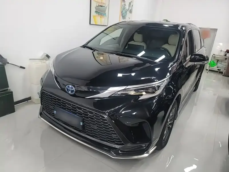 Toyota Granvia, 2023