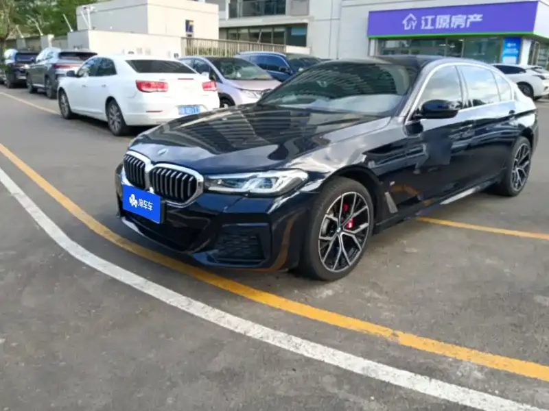 BMW 5 Series, 2022