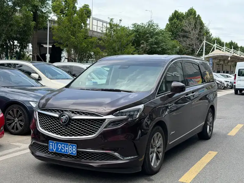 Buick GL8, 2022