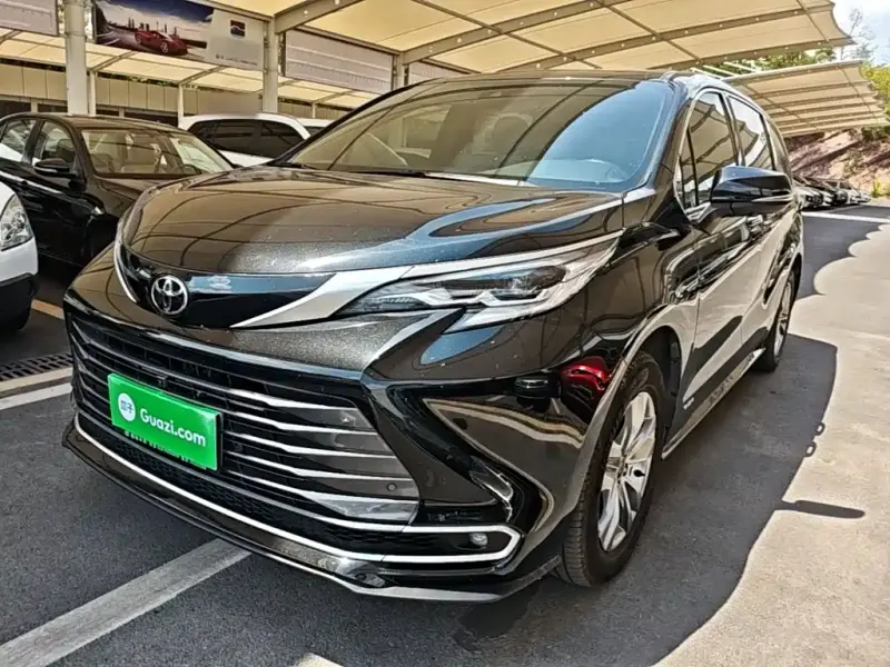Toyota Sienna, 2024