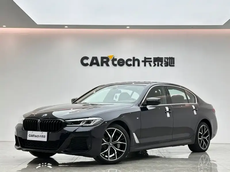 BMW 5 Series, 2022