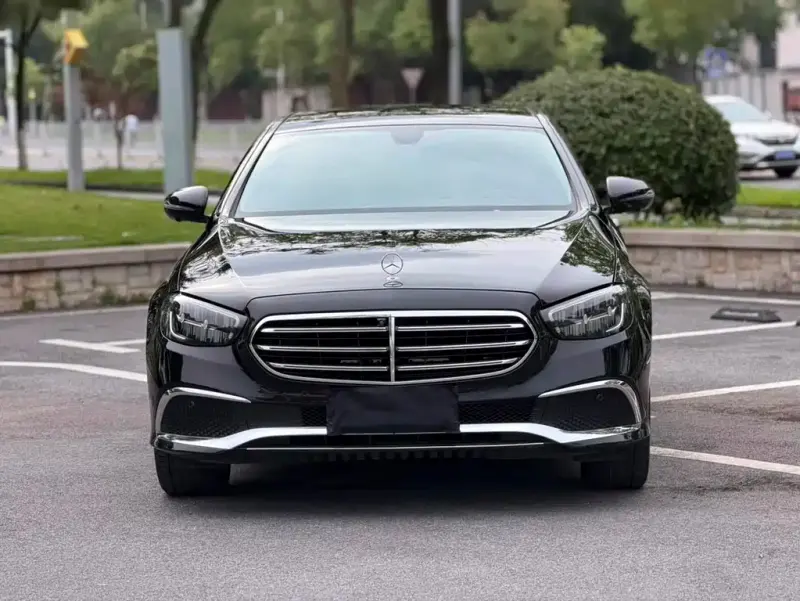 Mercedes-Benz E-Class, 2022