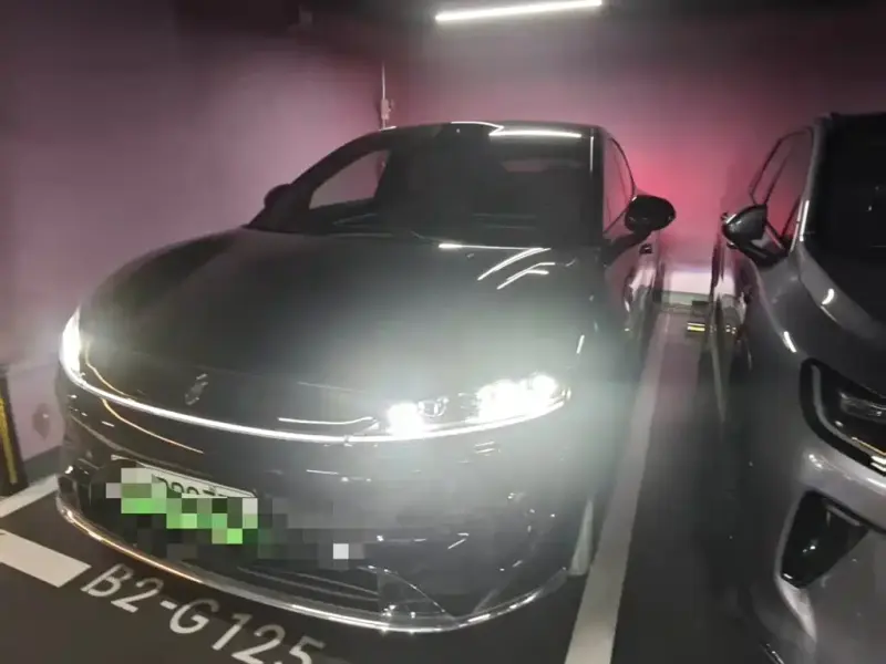 Luxeed Zhijie R7, 2025