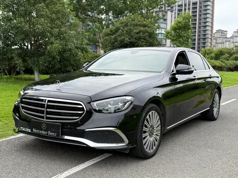 Mercedes-Benz E-Class, 2023 — фото 1