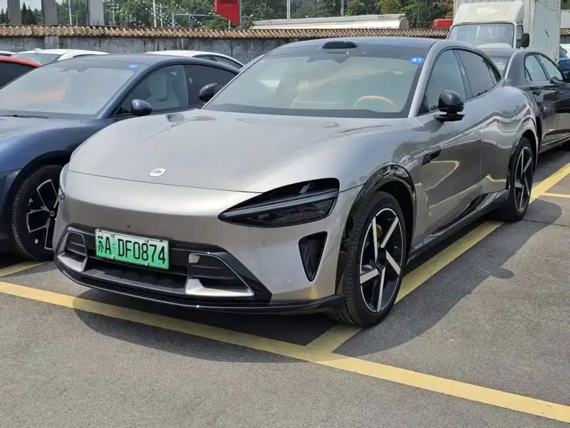 Xiaomi YU7, 2025