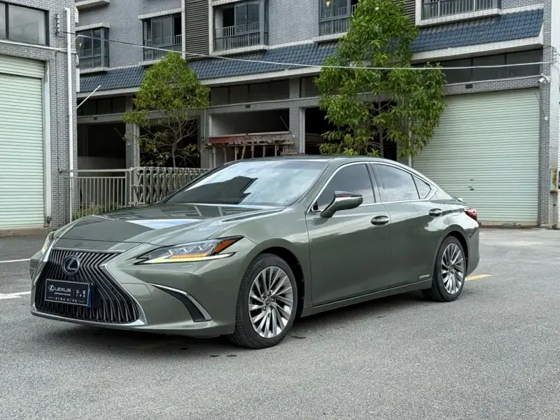 Lexus ES, 2018