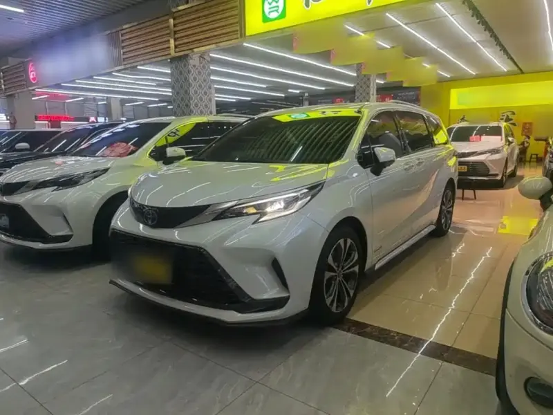 Toyota Granvia, 2023