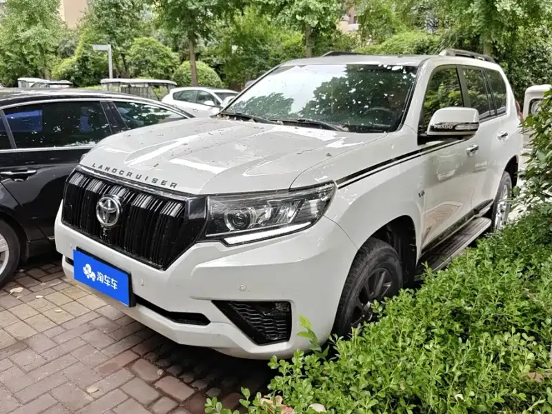 Toyota Prado, 2018 — фото 1
