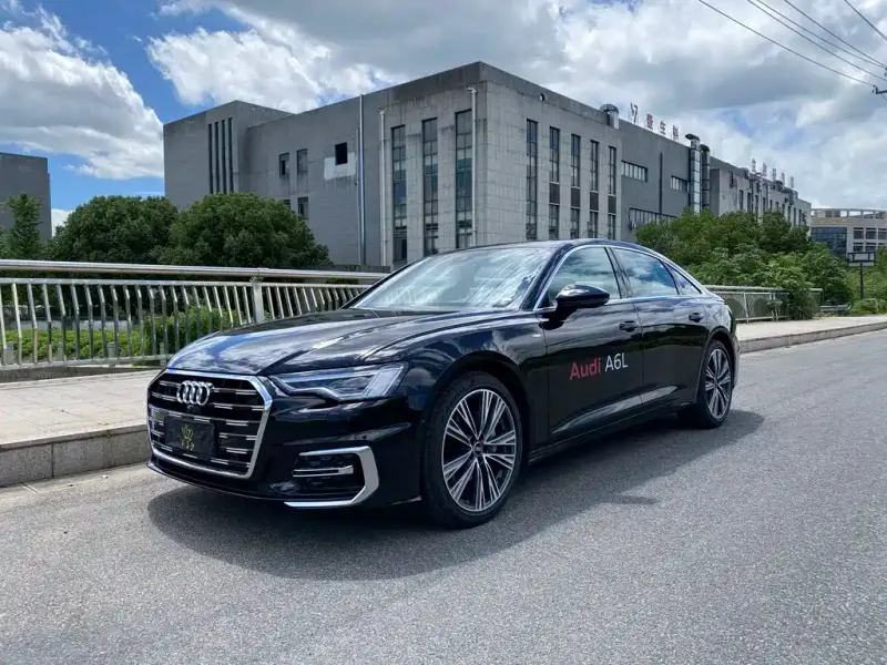 Audi A6L, 2025
