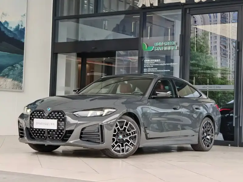 BMW 4 Series, 2025
