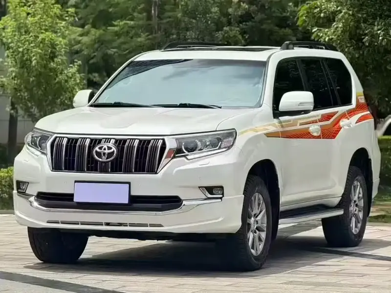 Toyota Prado, 2020 — фото 1