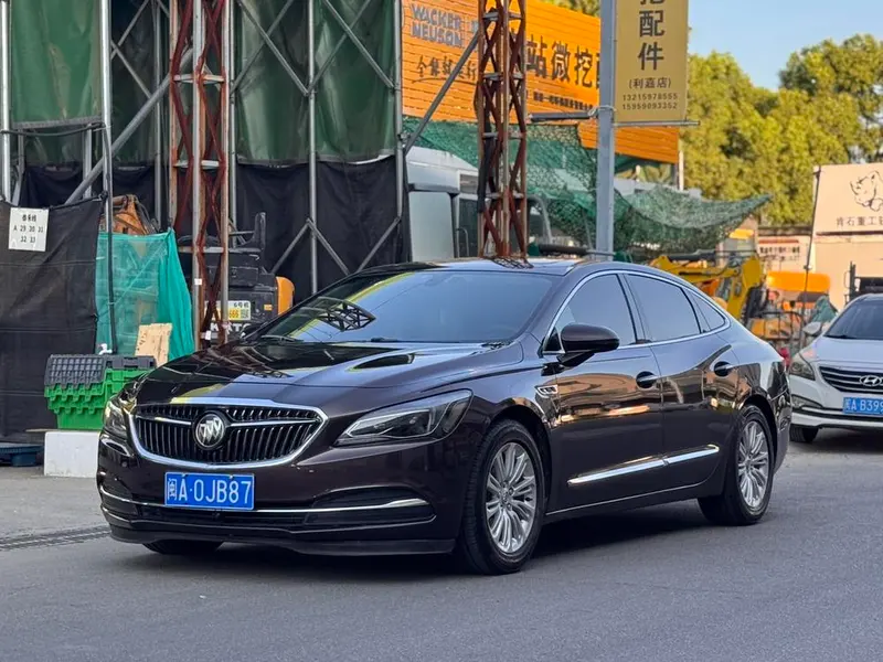 Buick LaCrosse 20T Luxury Version, 2016 — фото 1