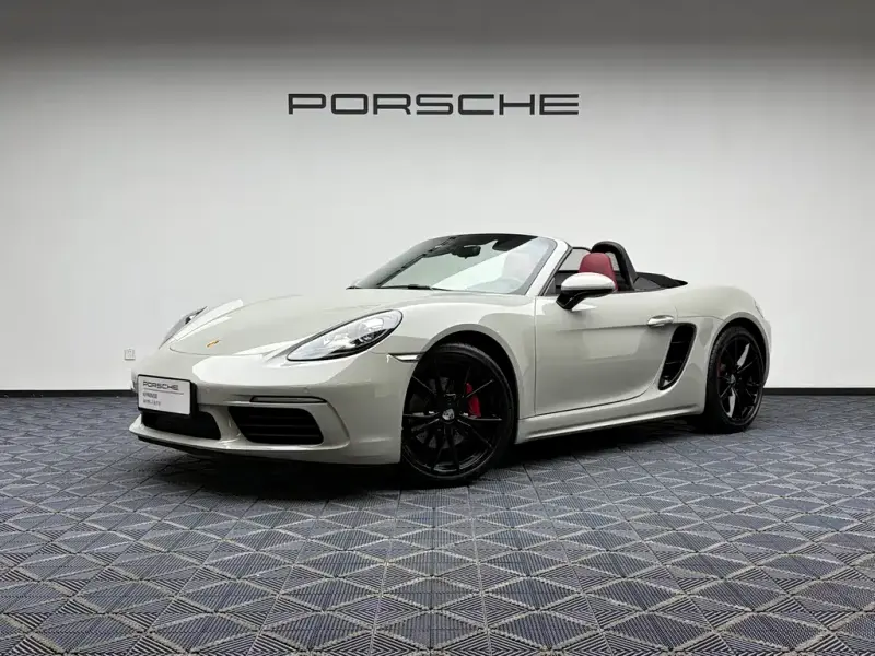 Porsche 718, 2023