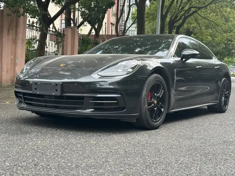 Porsche Panamera, 2021