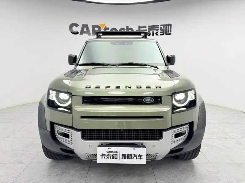 Land Rover Defender, 2020