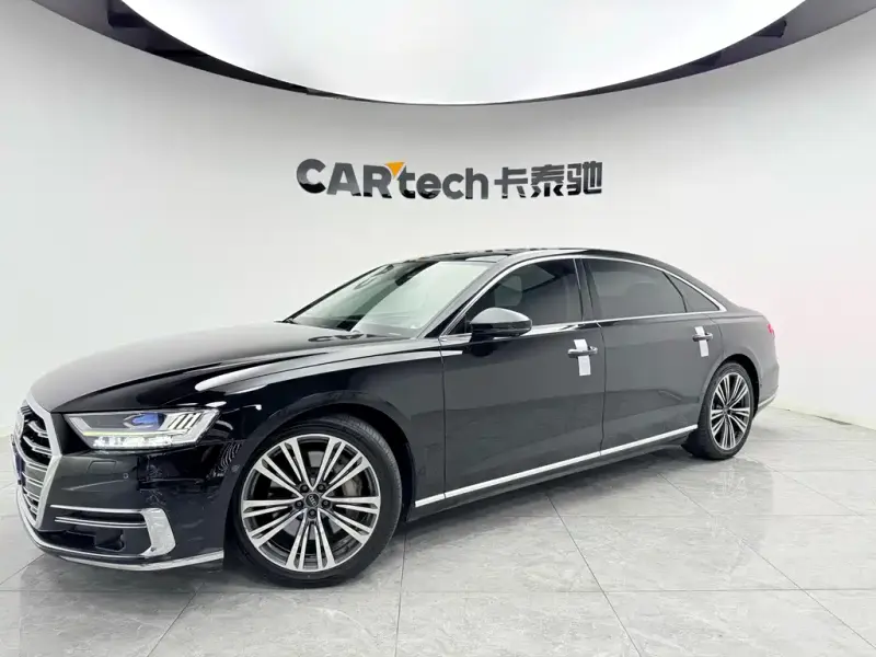Audi A8, 2022