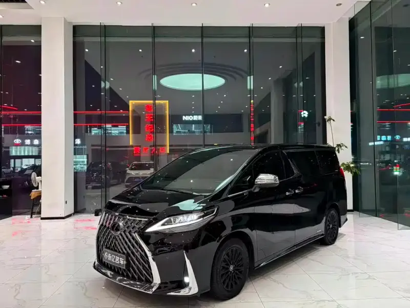 Lexus LM, 2021