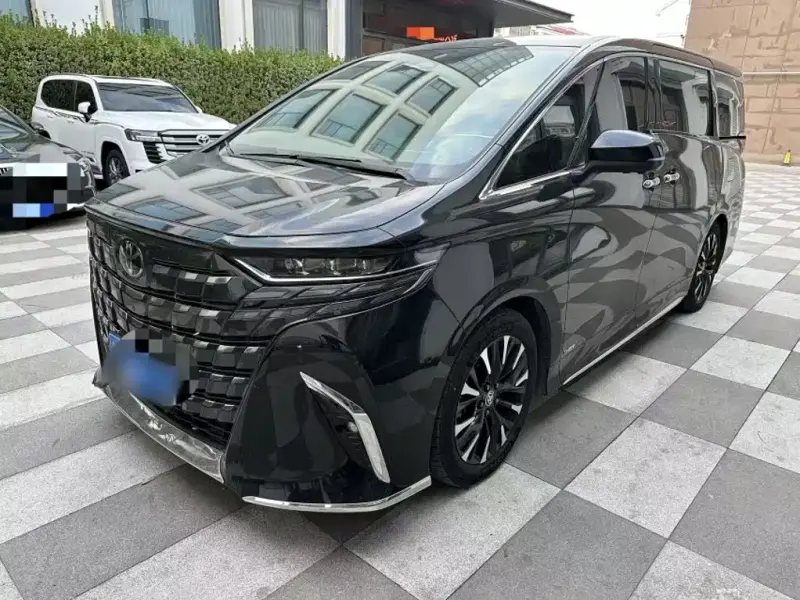 Toyota Alphard, 2024